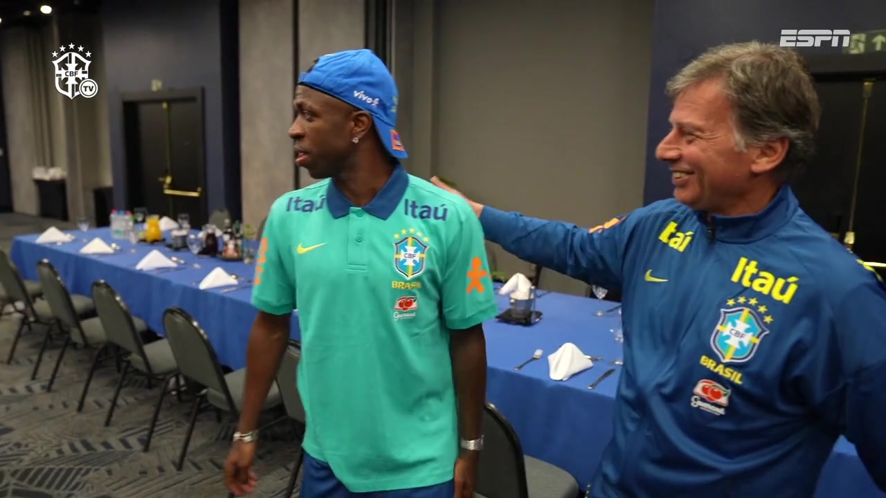 jinnianhui金年会桑巴军团新周期！巴西国脚与安切洛蒂及教练团队见面